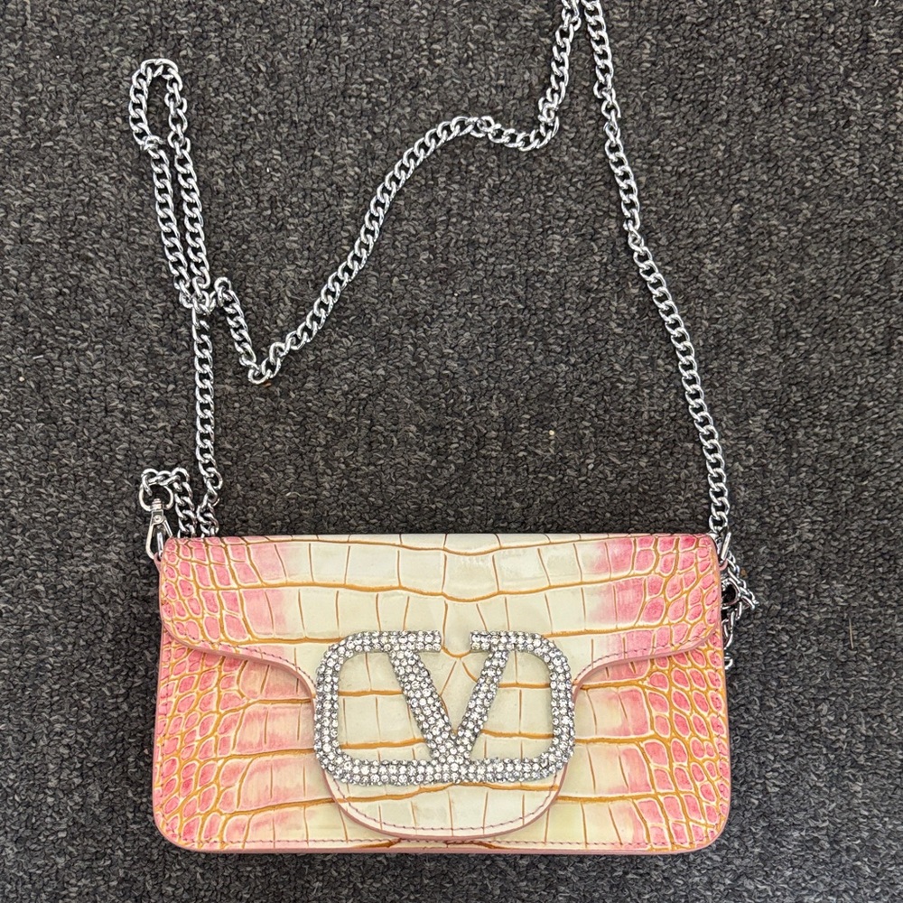Designer-Inspired Pink Cream Croc-Leather silver Chain Shoulder Bag